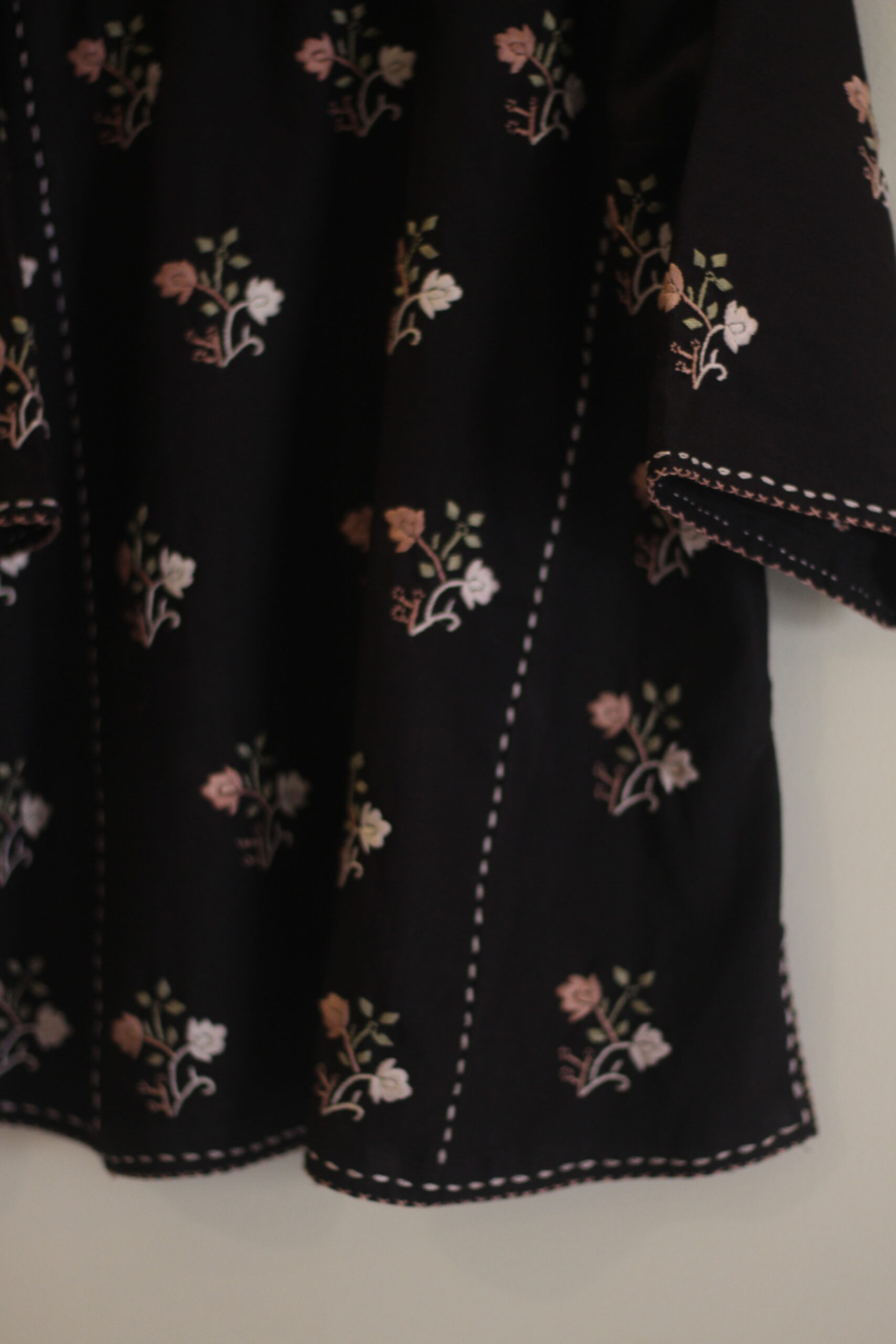 black charm - Image 4